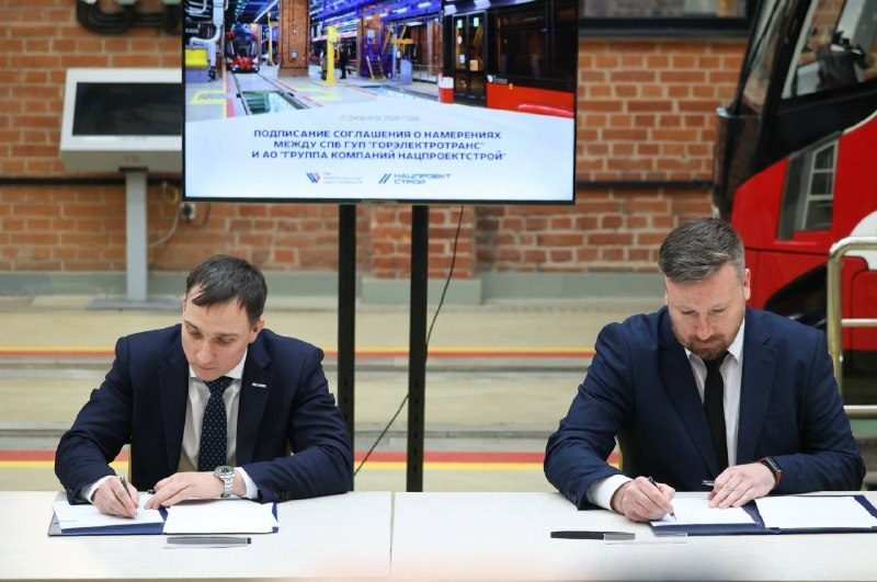 Жителей отдаленных районов Петербурга свяжут с метро за счет новых трамвайных линий