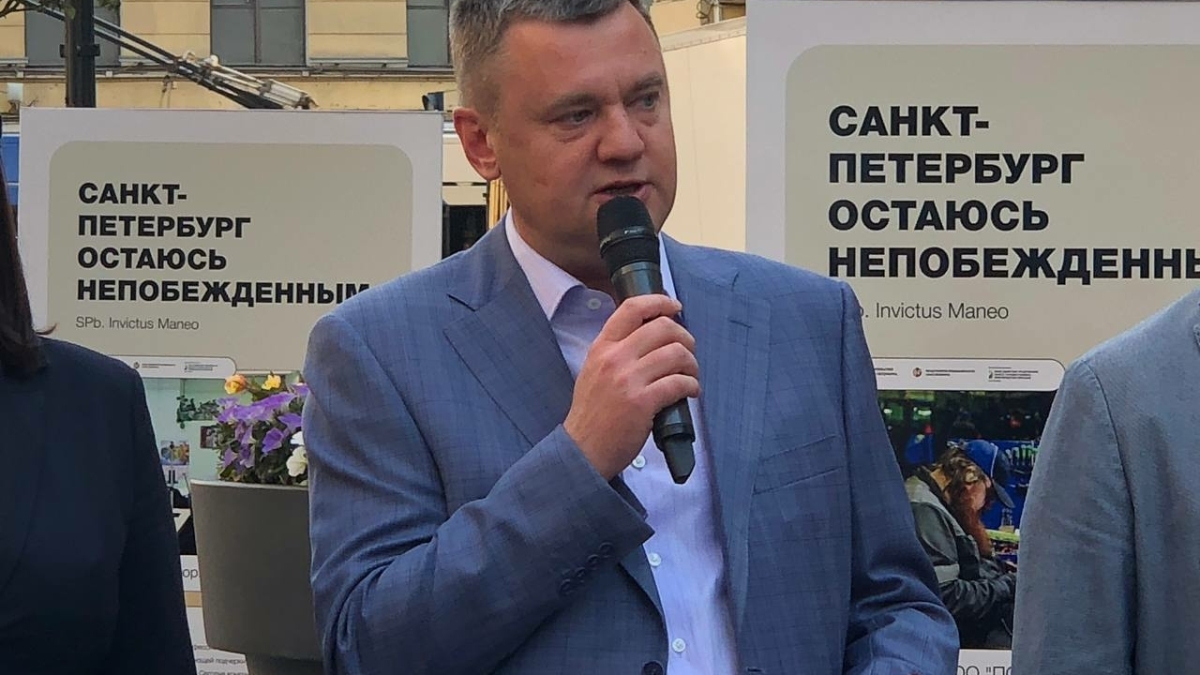 Поляков рассказал о планах по расширению платных парковок в Петербурге