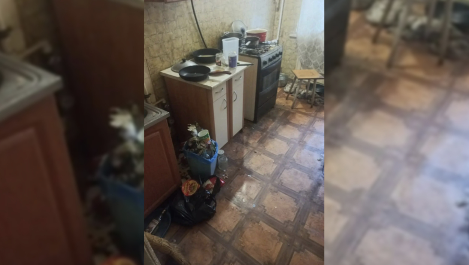 В грязной квартире Сестрорецка нашли 5-летнего мальчика и пьяного незнакомца