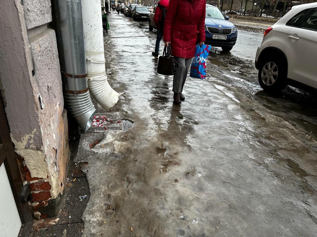 В Петербург 14 января придет непогода: гололед, дожди и мокрый снег