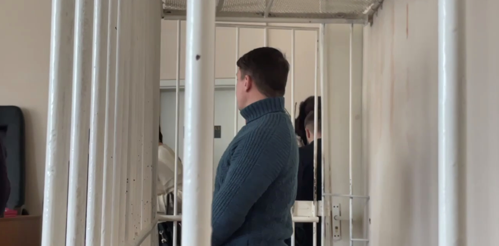 В Петербурге группа мошенников услышала приговоры за обман покупавших таблетки и БАДы пенсионеров
